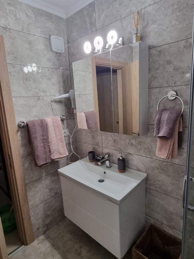 Deluxe Lake View Mamaia Extérieur photo